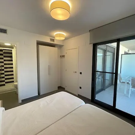 Apartman Moderno Disfrutar Con La Familia Con Parking Y Piscina
