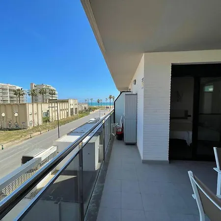 Moderno Disfrutar Con La Familia Con Parking Y Piscina Apartman